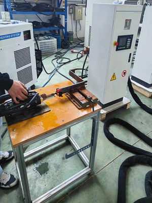 آلة التدفئة عالية السرعة للإنكماش الملائمة نظام التحكم الرقمي للتدفئة السريعة