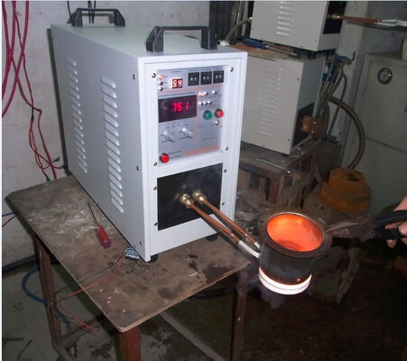 سعر جيد آلة تسخين بالحث بسعر منخفض لصهر الذهب بوزن 2 كجم (HF-15KW+2KG) الانترنت